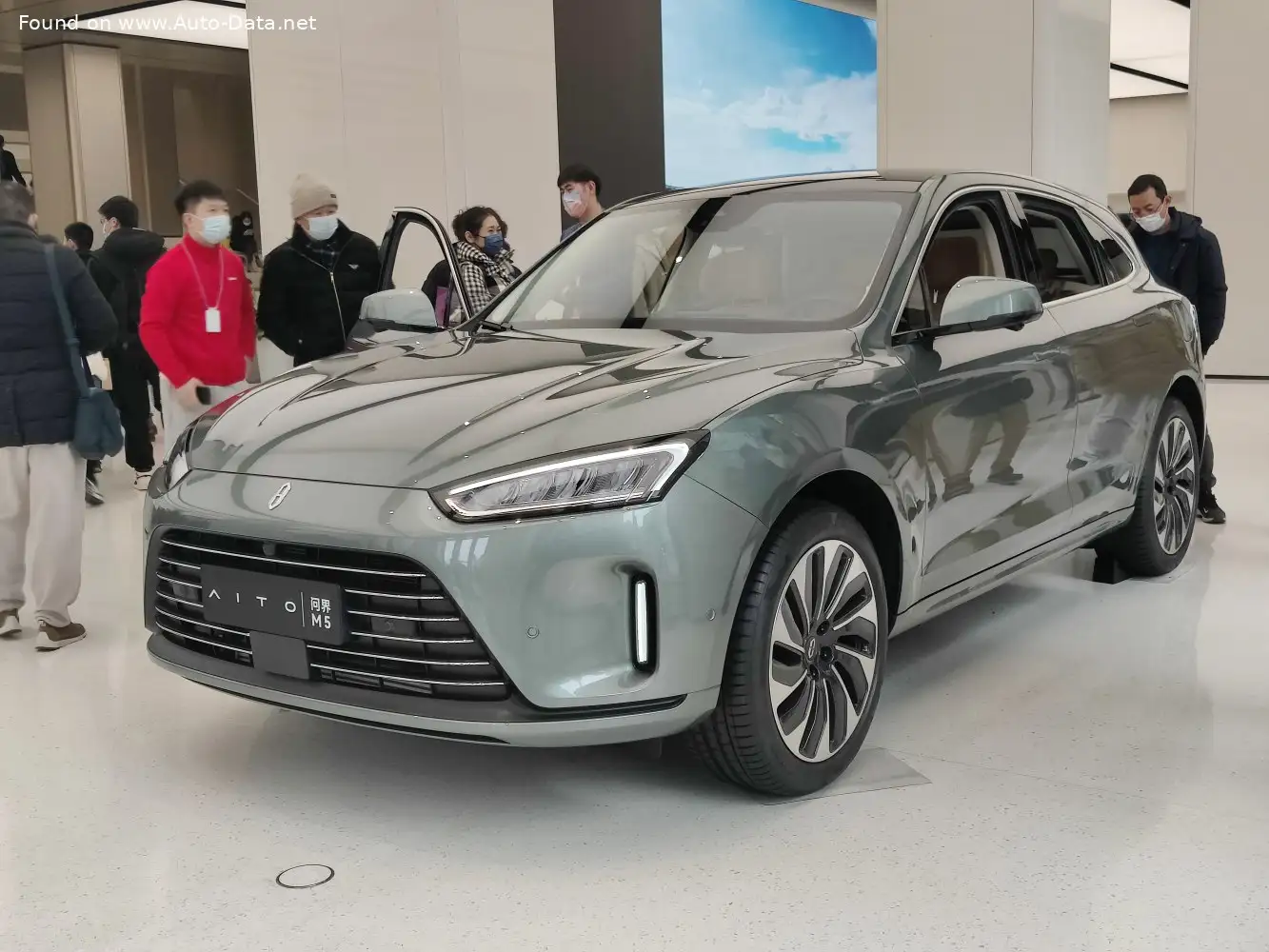 Review: 2021 AITO M5 1.5T (496 Hp) Range Extender 4WD